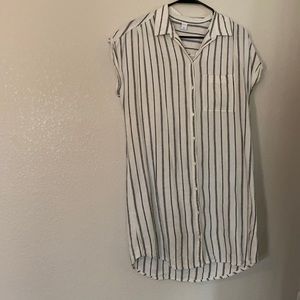 OLD NAVY dress, white and black stripe size: M